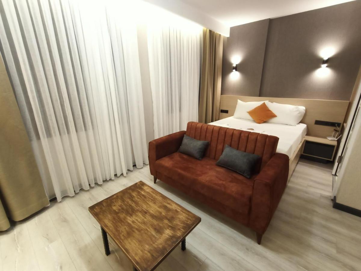 New Falcon Palas Otel Istambul Exterior foto