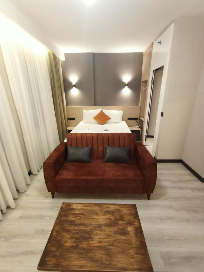 New Falcon Palas Otel Istambul Exterior foto